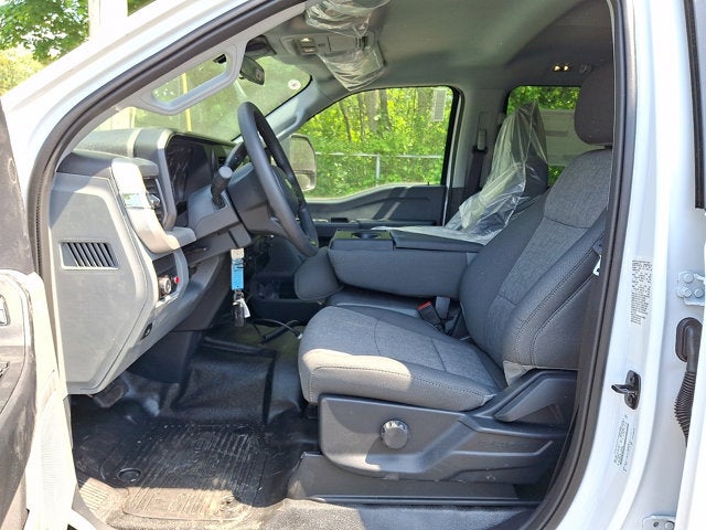 2026 Ford Super Duty F-550 DRW XLT