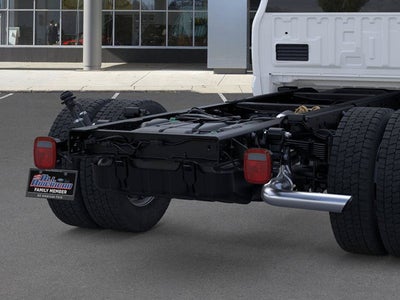 2026 Ford Super Duty F-550 DRW XLT