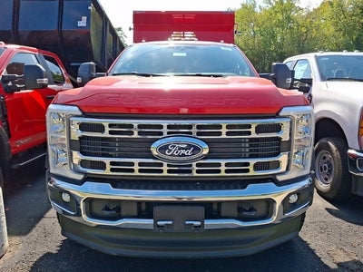 2027 Ford Super Duty F-550 DRW XLT