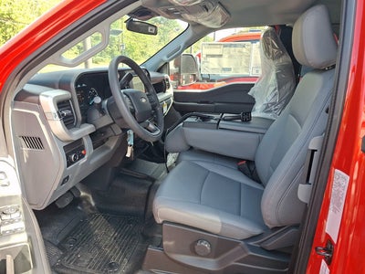 2027 Ford Super Duty F-550 DRW XLT
