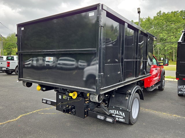 2027 Ford Super Duty F-550 DRW XLT