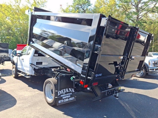 2027 Ford Super Duty F-550 DRW XLT