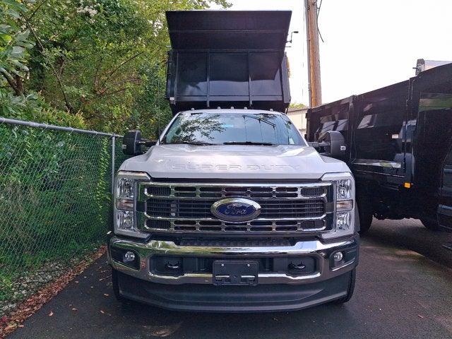 2025 Ford Super Duty F-550 DRW XL 12 FT Landscaper