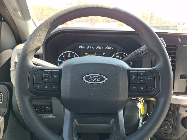 2026 Ford Super Duty F-550 DRW XLT