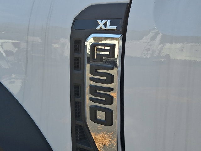 2026 Ford Super Duty F-550 DRW XLT