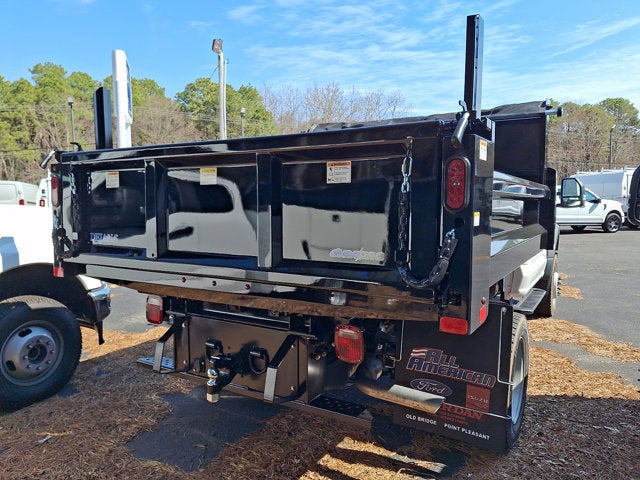 2026 Ford Super Duty F-550 DRW XLT