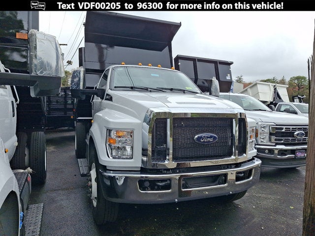 2027 FORD MEDIUM TRUCK F750 Base