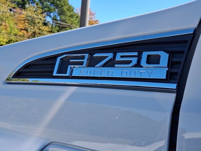 2027 FORD MEDIUM TRUCK F750 Base