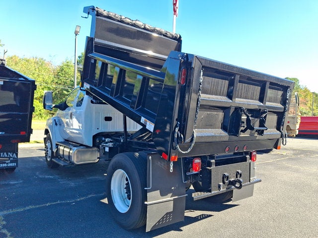 2027 FORD MEDIUM TRUCK F750 Base