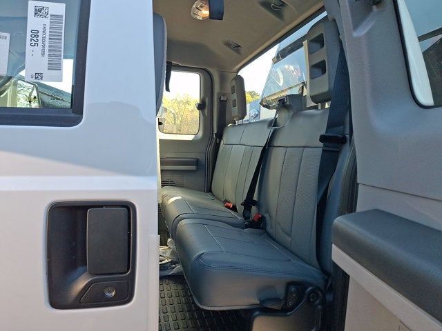 2027 FORD MEDIUM TRUCK F750 Base