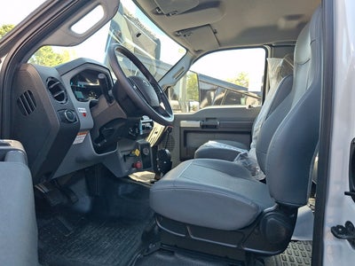 2027 FORD MEDIUM TRUCK F750 Base