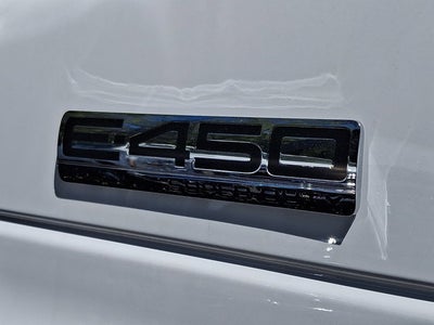 2027 Ford E-Series Cutaway Base