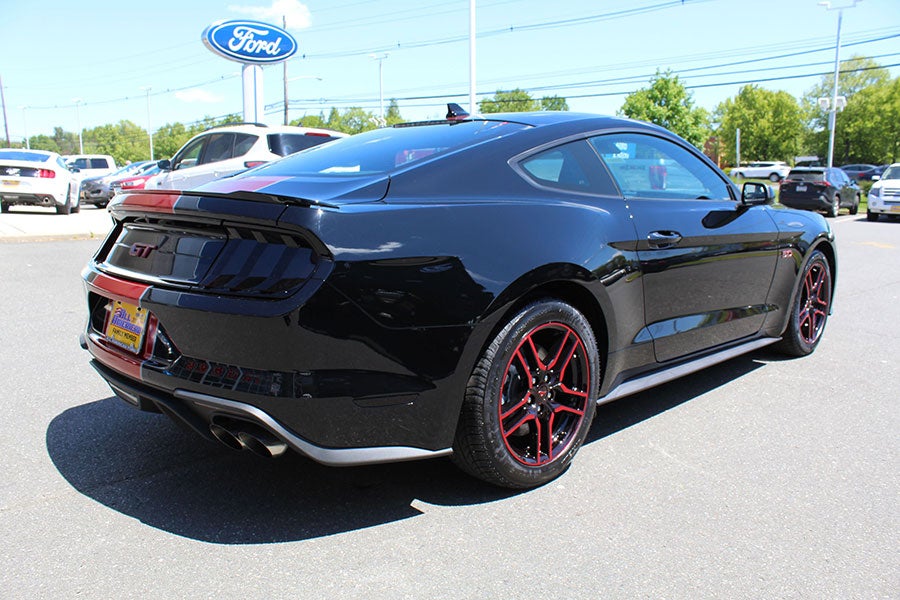 Ford Mustang GT